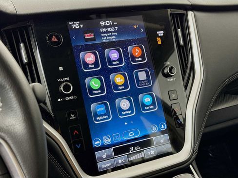 Used 2025 Subaru Outback Premium image 16