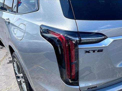 Certified 2024 Cadillac XT6 Sport w/ Technology Package AWD/4WD image 29