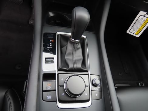 New 2026 MAZDA MAZDA3 2.5 S Preferred image 28