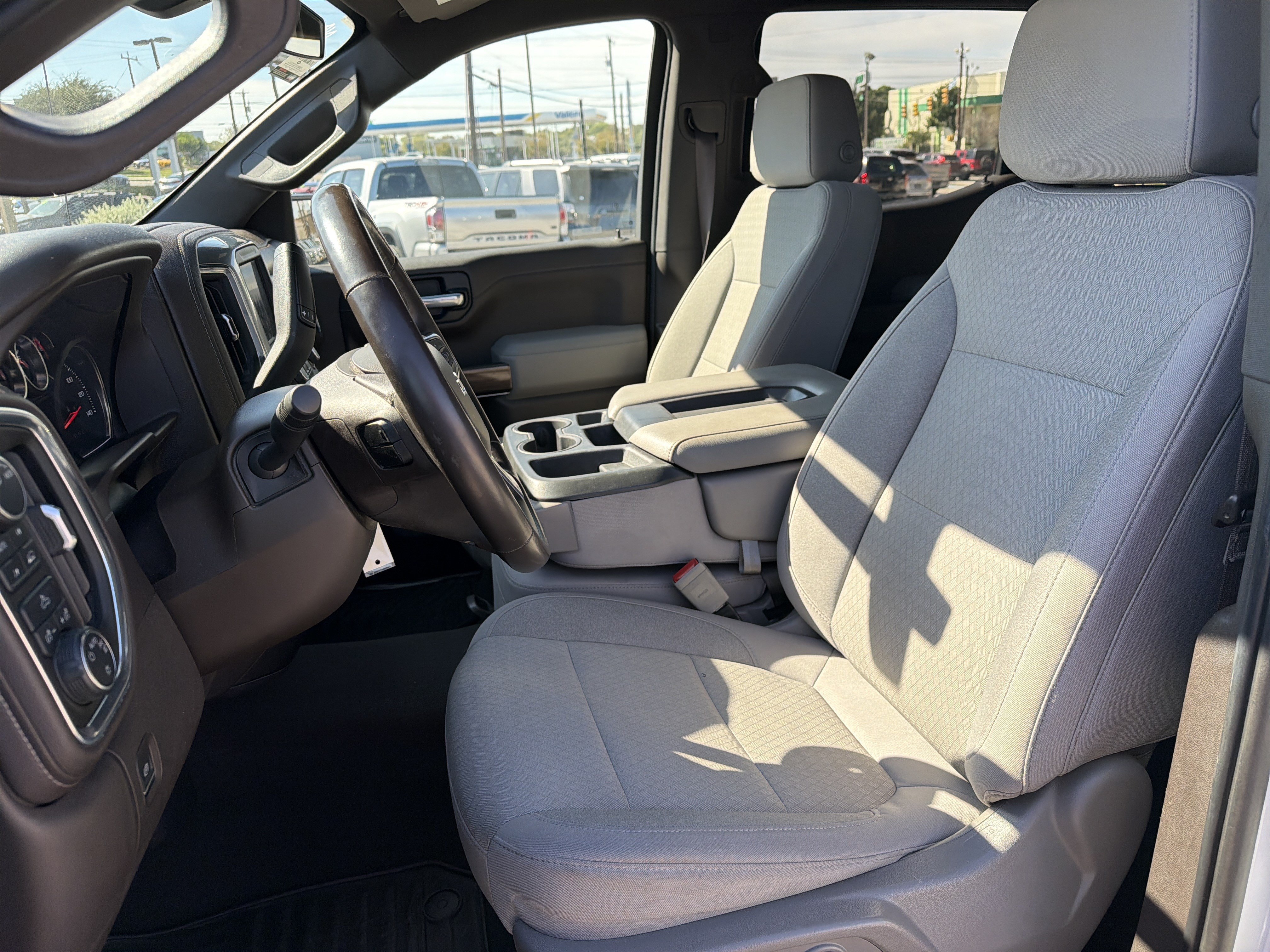 Used 2021 Chevrolet Silverado 1500 LT w/ Fleet Comfort Package AWD/4WD image 22