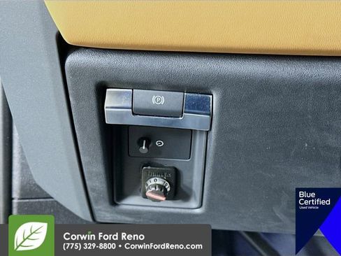 Used 2023 Land Rover Defender 110 X image 12