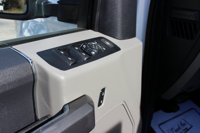 Used 2022 Ford F250 XLT w/ XLT Value Package AWD/4WD image 7