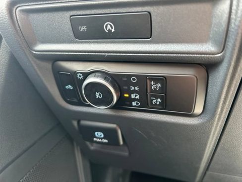 Used 2025 Ford F150 STX w/ Equipment Group 200A RWD image 18
