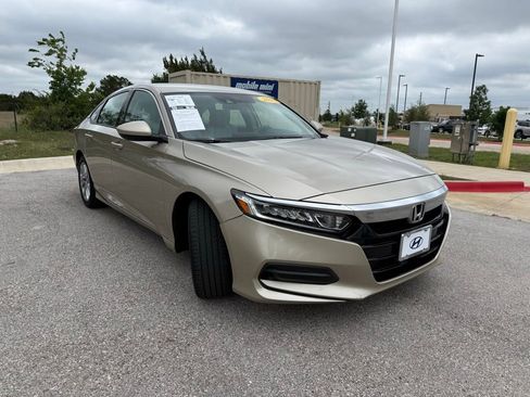 Used 2019 Honda Accord LX image 3