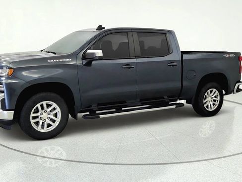 Used 2021 Chevrolet Silverado 1500 LT AWD/4WD image 4