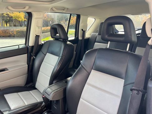 Used 2007 Jeep Compass Limited w/ Driver Convenience Group image 38