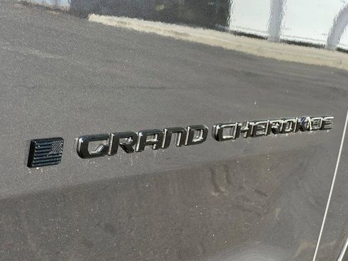 New 2026 Jeep Grand Cherokee Limited w/ Limited Altitude Package RWD image 27