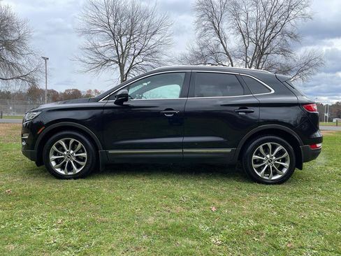 Used 2019 Lincoln MKC Select w/ Select Plus Package image 32
