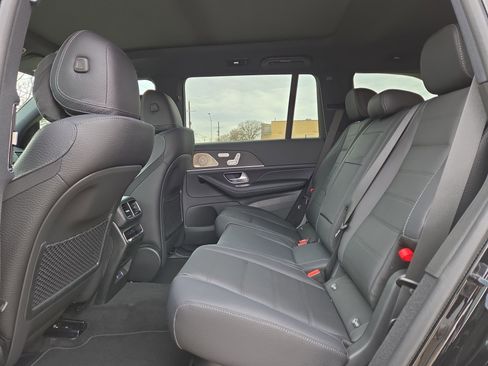 New 2025 Mercedes-Benz GLS 580 4MATIC image 13
