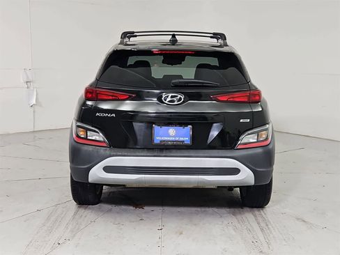 Used 2022 Hyundai Kona SEL image 5