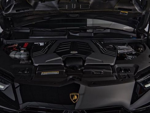 Used 2024 Lamborghini Urus S image 47
