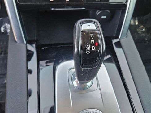 Used 2020 Land Rover Discovery Sport SE AWD/4WD image 12