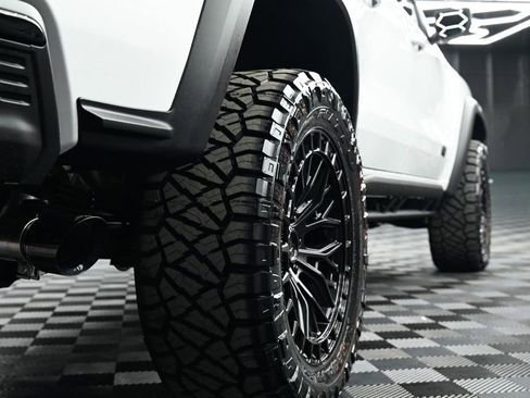 New 2026 Chevrolet Colorado ZR2 w/ Technology Package image 9