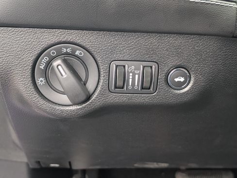 Used 2023 Dodge Challenger SRT Hellcat RWD image 28