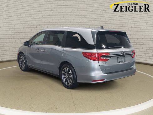 Used 2023 Honda Odyssey EX-L image 7
