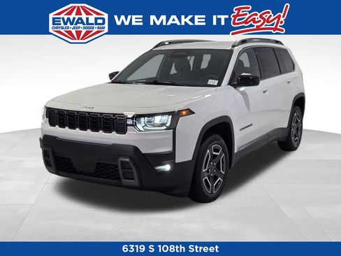 New 2026 Jeep Cherokee Laredo image 16