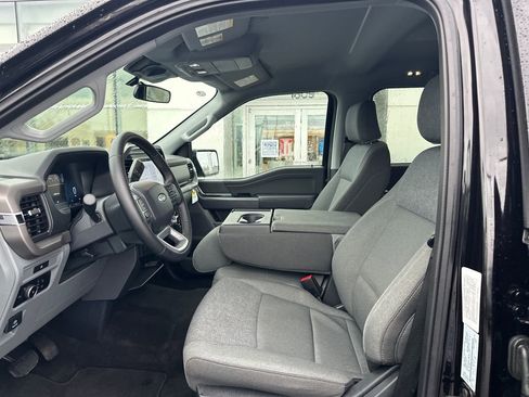 Used 2025 Ford F150 XLT w/ Equipment Group 301A Standard image 9