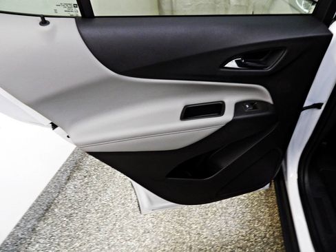Used 2021 Chevrolet Equinox Premier FWD image 9