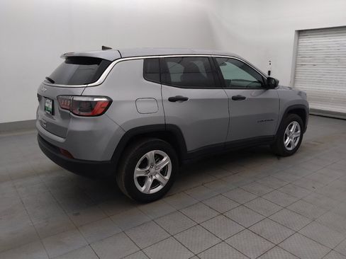 Used 2023 Jeep Compass Sport AWD/4WD image 10