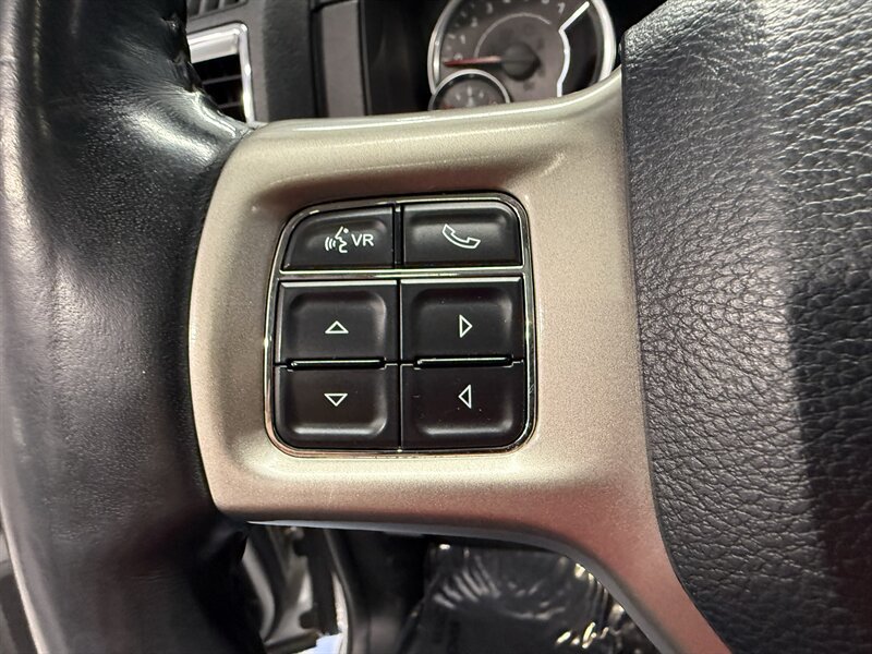 Used 2013 RAM 1500 Laramie w/ Convenience Group AWD/4WD image 54