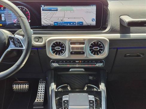 Used 2025 Mercedes-Benz G 550 image 7