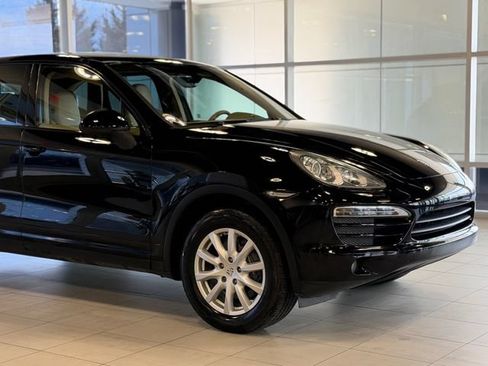 Used 2012 Porsche Cayenne AWD/4WD image 5