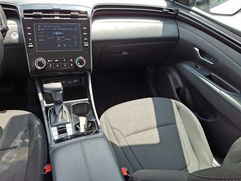 Certified 2023 Hyundai Tucson SEL AWD/4WD image 16