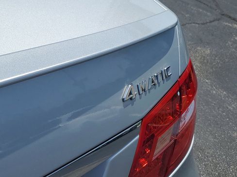 Used 2012 Mercedes-Benz E 350 4MATIC Sedan image 8