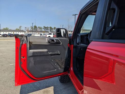 Used 2022 Ford Bronco 4-Door AWD/4WD image 50