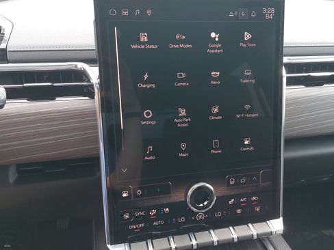 New 2025 GMC Sierra EV Denali image 20