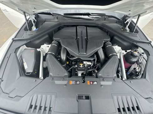 New 2025 Genesis GV80 3.5T e-SC image 26