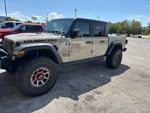 Used 2020 Jeep Gladiator Rubicon AWD/4WD image 4