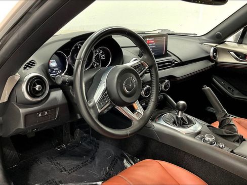 Used 2023 MAZDA MX-5 Miata Grand Touring image 16