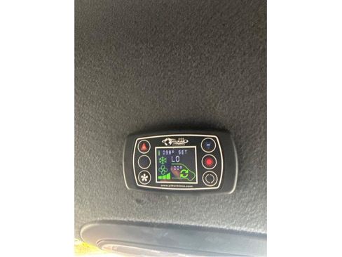 Used 2024 Mercedes-Benz Sprinter 2500 w/ Acoustic Package image 29
