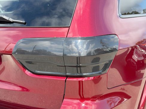 Used 2019 Jeep Grand Cherokee Altitude image 10