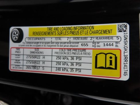 Used 2024 Chevrolet Suburban High Country image 63