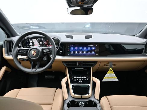 New 2026 Porsche Cayenne image 19