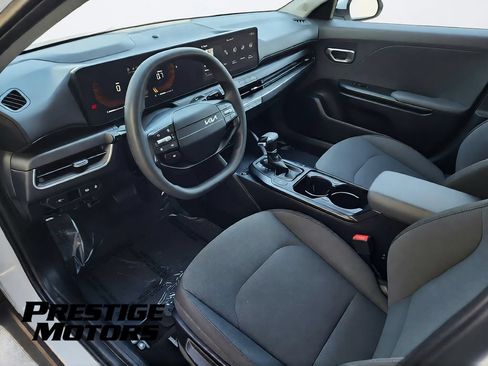 Used 2025 Kia K4 FWD image 25