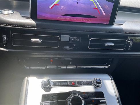 Used 2023 Lincoln Aviator 2WD image 15
