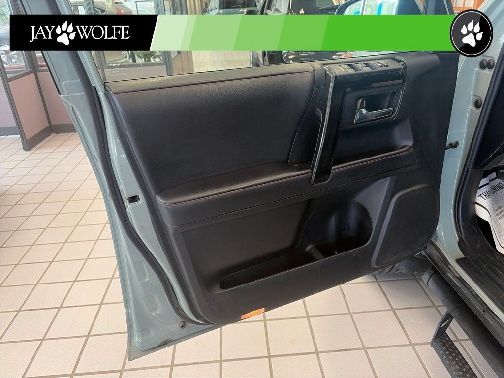 Used 2022 Toyota 4Runner TRD Off-Road Premium w/ TRD Black Wheel Package (TMS) AWD/4WD image 12