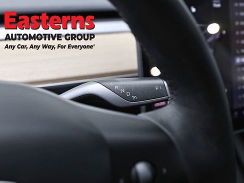 Used 2023 Tesla Model 3 Standard Range image 13