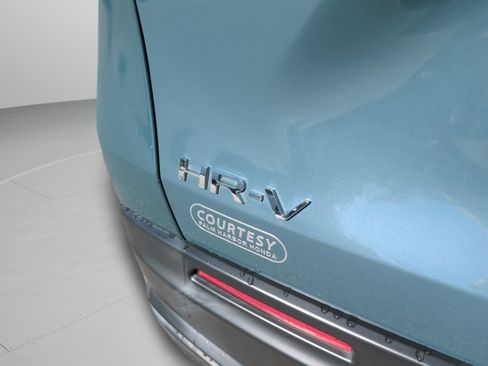 Certified 2024 Honda HR-V LX image 31