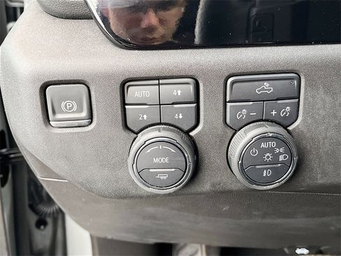 Used 2025 Chevrolet Silverado 1500 RST image 10