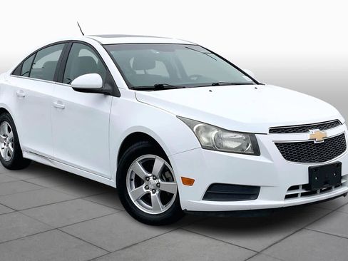 Used 2012 Chevrolet Cruze LT w/ All-Star Edition image 2