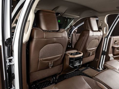 Used 2025 RAM 3500 Longhorn image 34