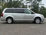 Used 2010 Dodge Grand Caravan SE w/ Climate Group image 6