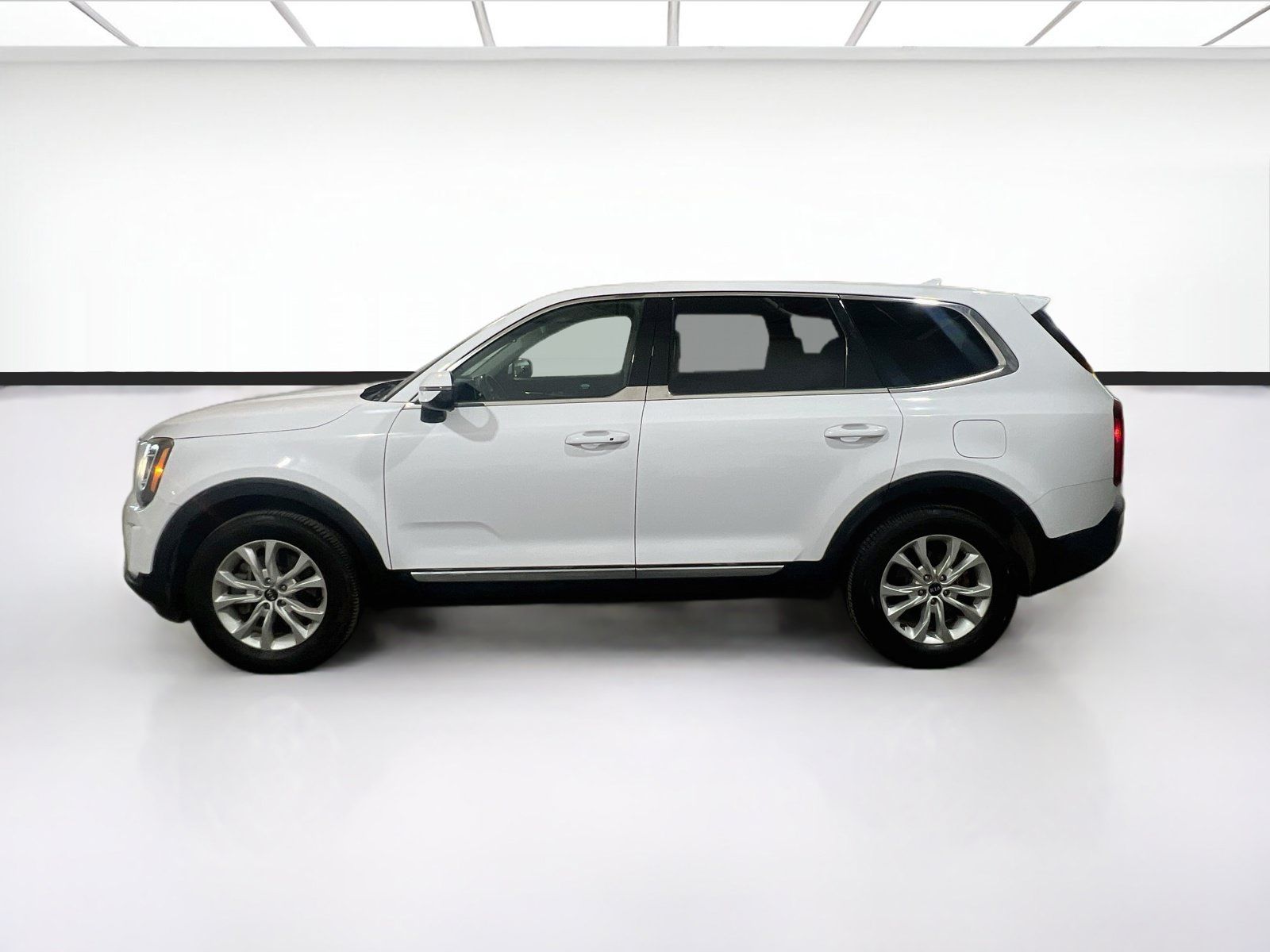 Used 2021 Kia Telluride LX FWD image 23