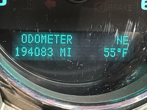 Used 2013 GMC Sierra 1500 SLE w/ Power Tech Package image 27