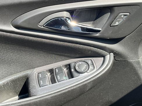 Used 2024 Chevrolet Malibu LT FWD image 14