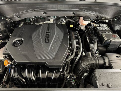 Used 2023 Hyundai Santa Fe SEL image 9